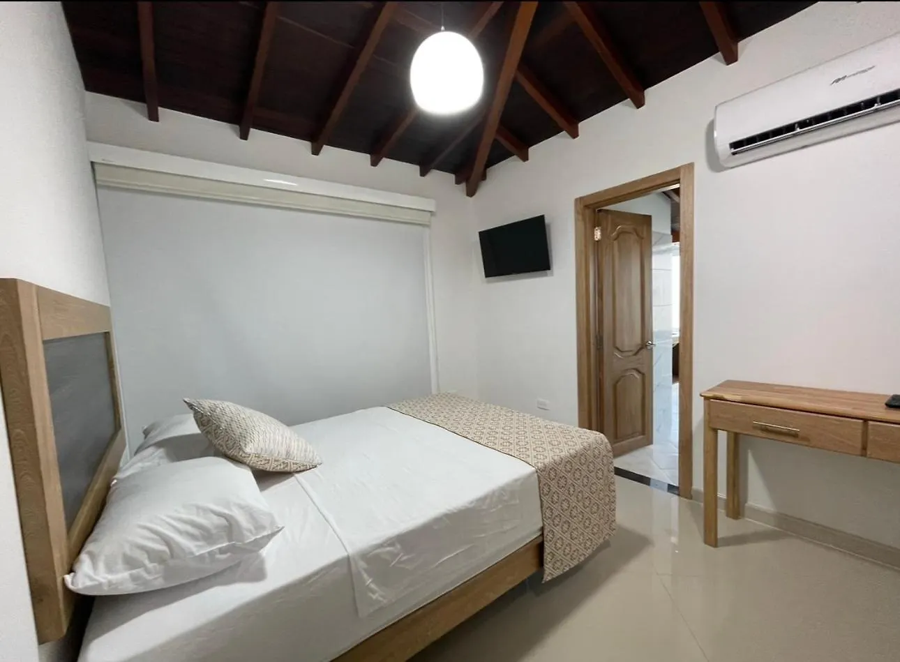 Hotel El Faro Cartagena 0*,